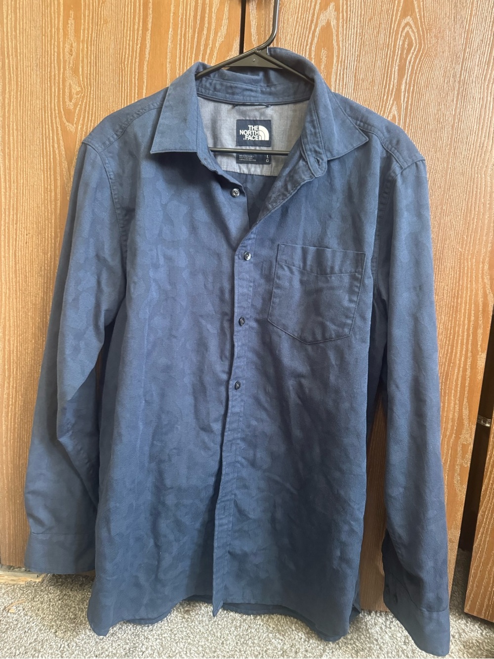 The North Face Men's Long-Sleeve Button Shirt in Navy